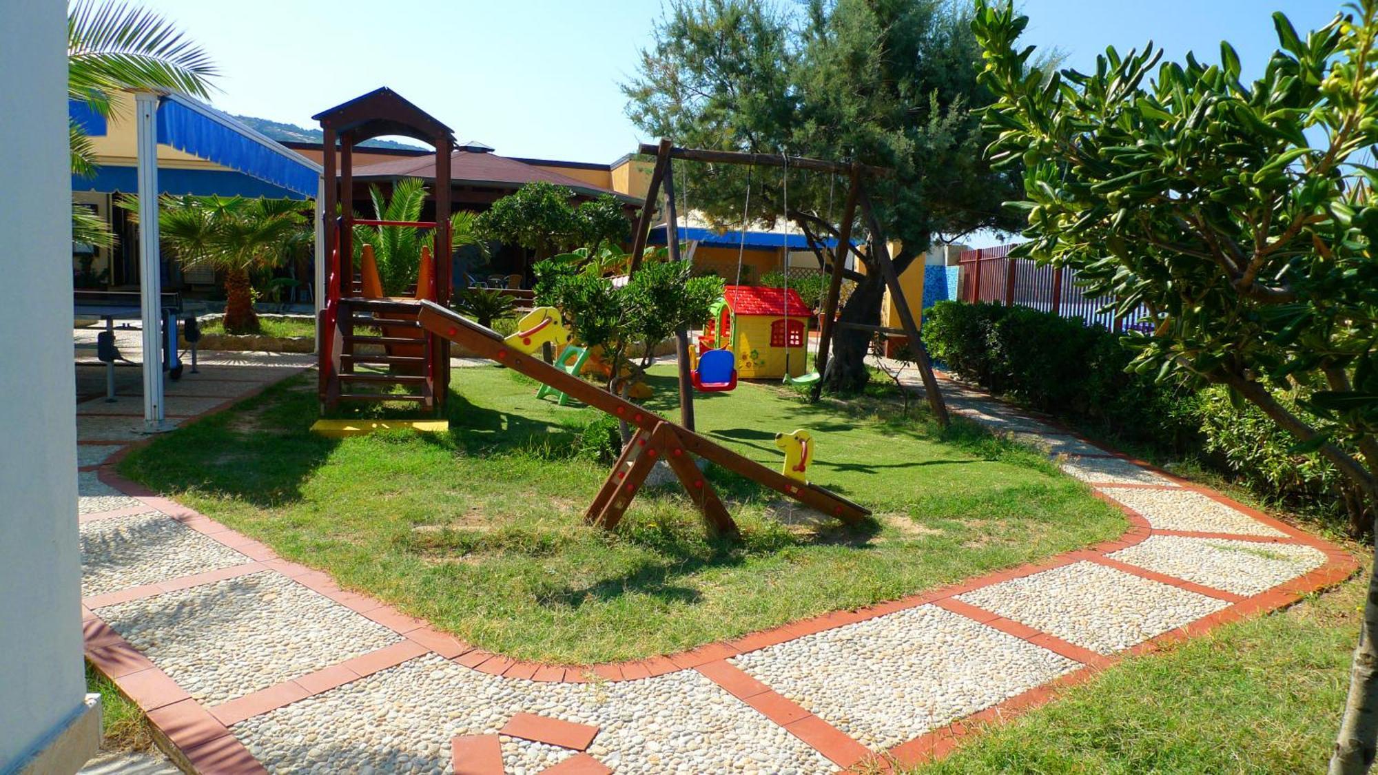 Residence Il Turistico Zambrone Dış mekan fotoğraf