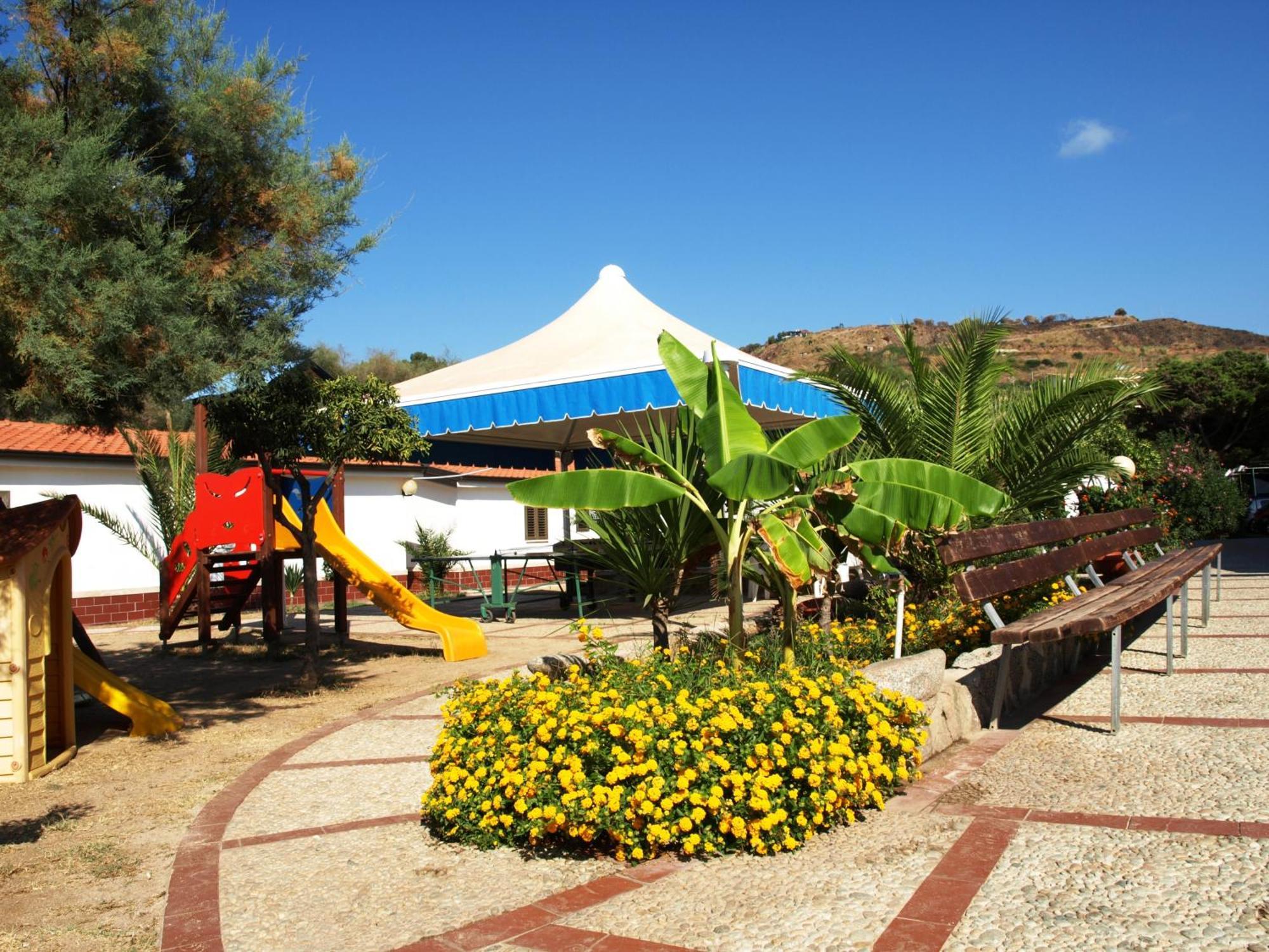Residence Il Turistico Zambrone Dış mekan fotoğraf